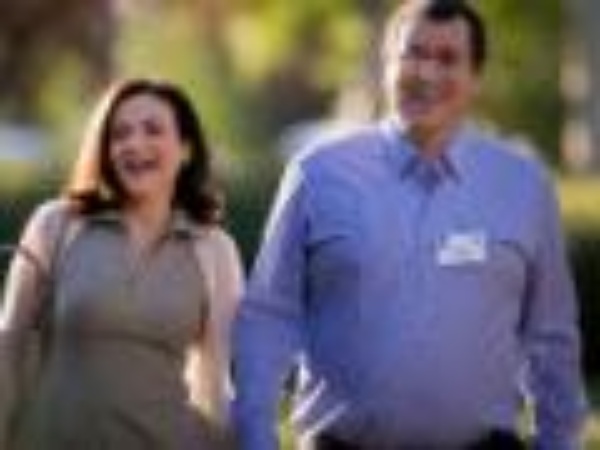 SurveyMonkey’s stock surges and Sheryl Sandberg plans to donate millions in proceeds